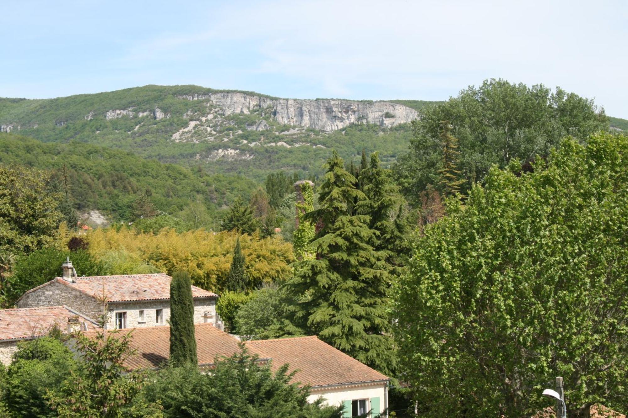 Logis Hotel Le Jabron La Bégude-de-Mazenc Eksteriør bilde